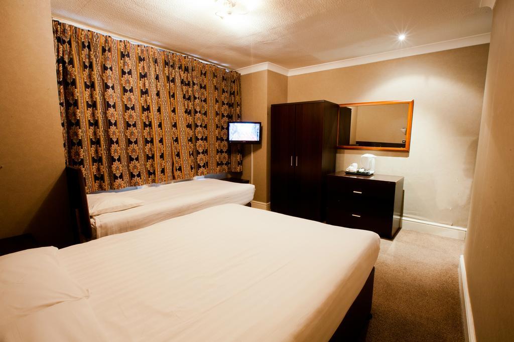 Rossmore Hotel Ilford Dış mekan fotoğraf