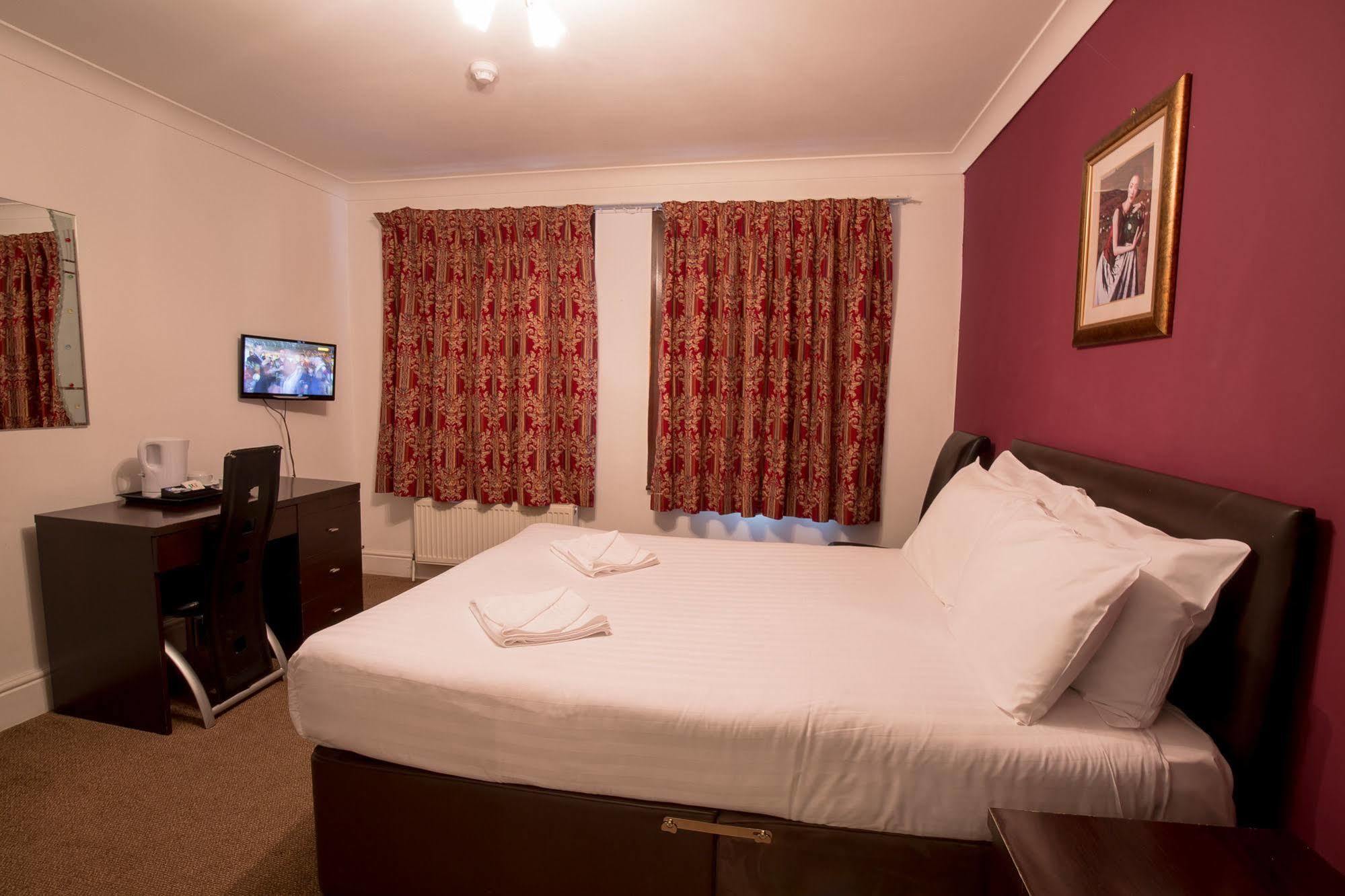Rossmore Hotel Ilford Dış mekan fotoğraf