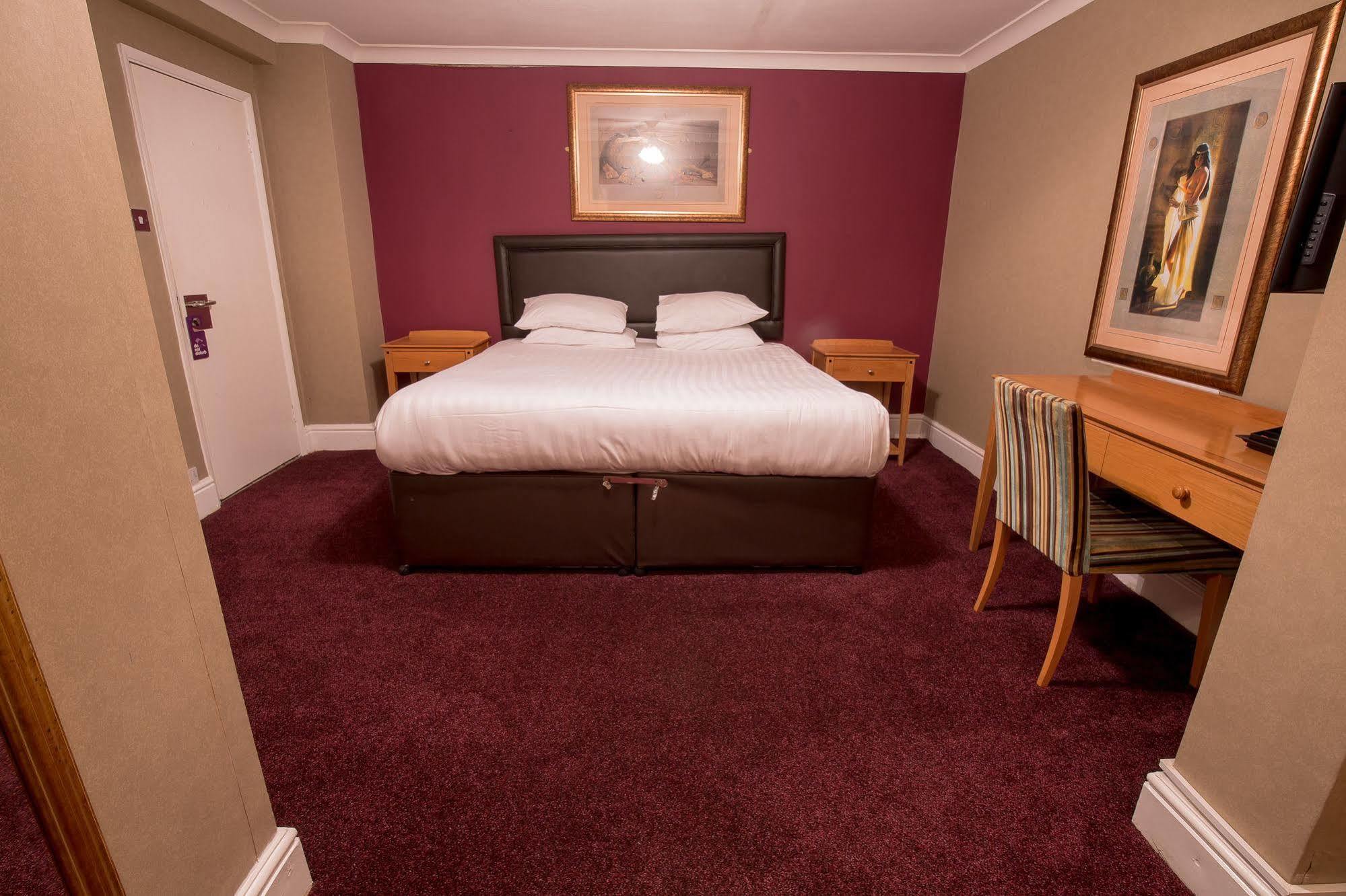Rossmore Hotel Ilford Dış mekan fotoğraf