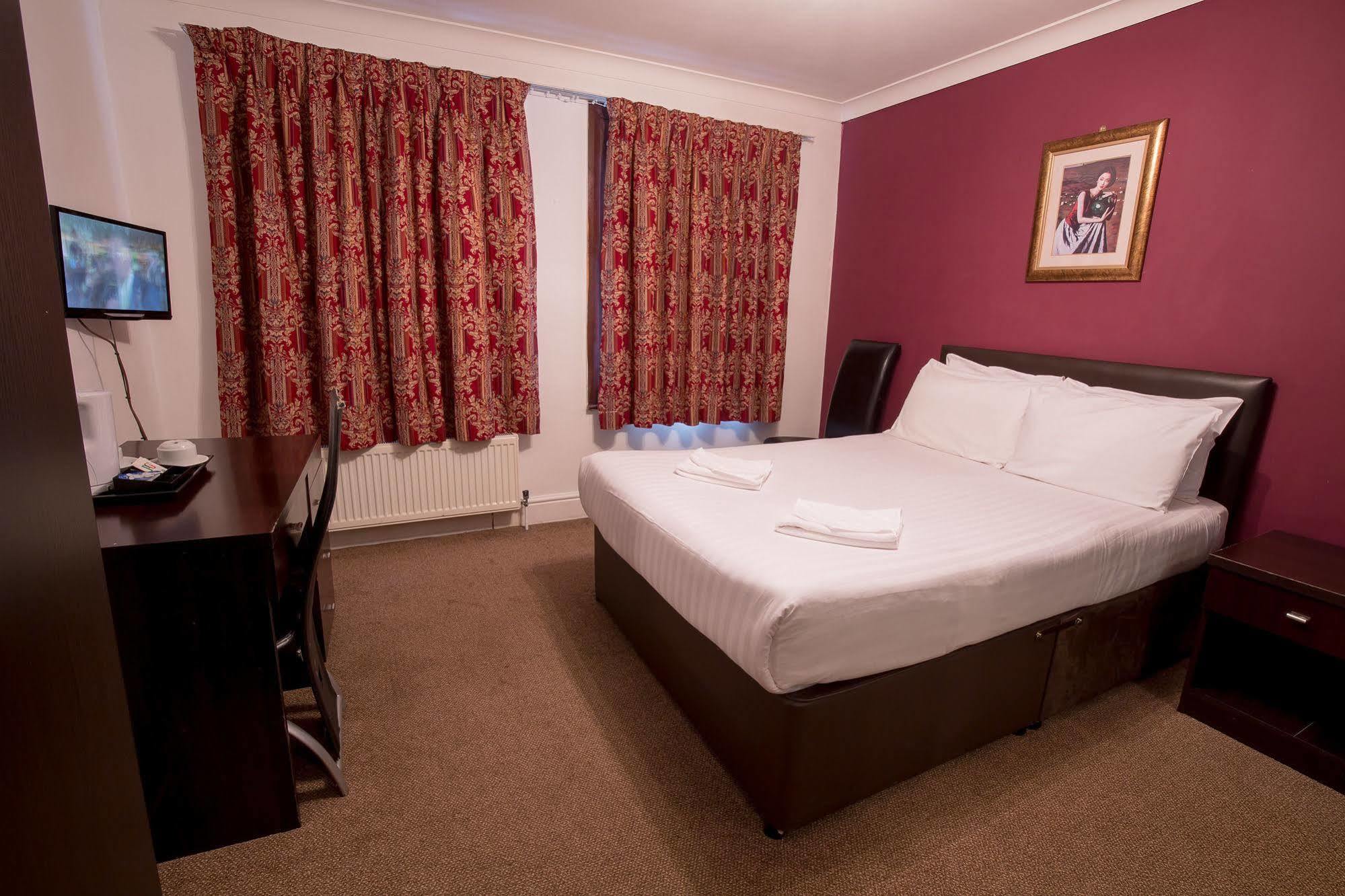 Rossmore Hotel Ilford Dış mekan fotoğraf